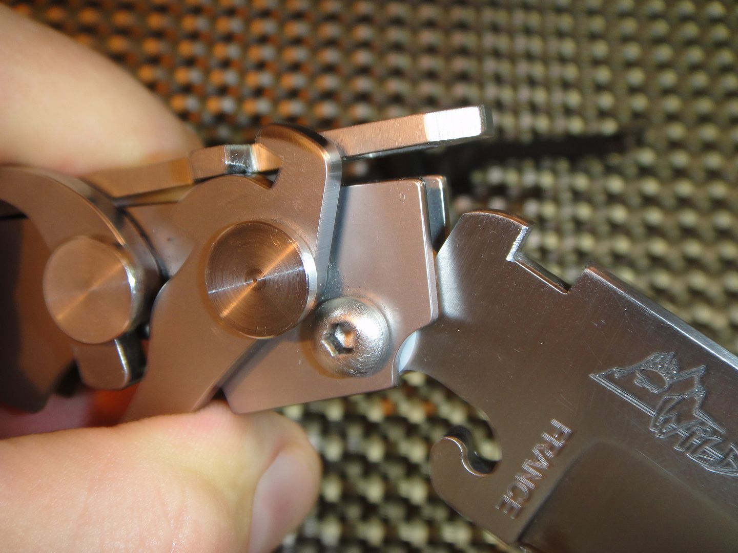 The strongest folding knife available... Spyderco Forums